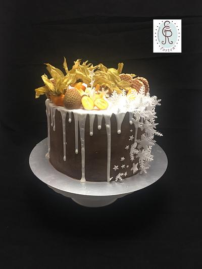 Wintery dripcake - Cake by ER Torten