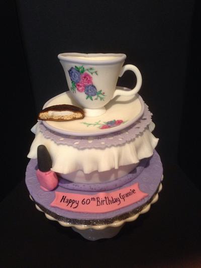 Vintage teacup - Cake by LittleCrumb  