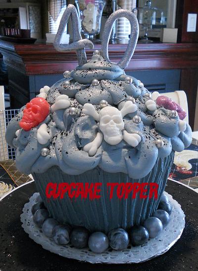 40th Giant Cupcake Topper - Cake by paula