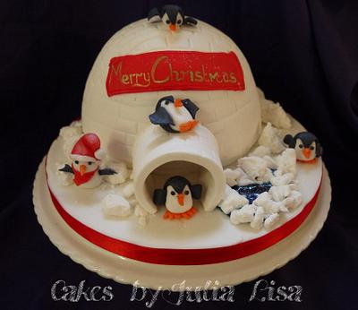Igloo Christmas Cake with penguins - Cake by Cakes by Julia Lisa