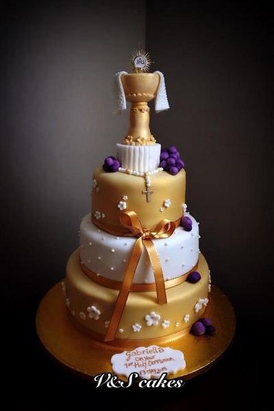 White & gold holy communion - Cake by V&S cakes