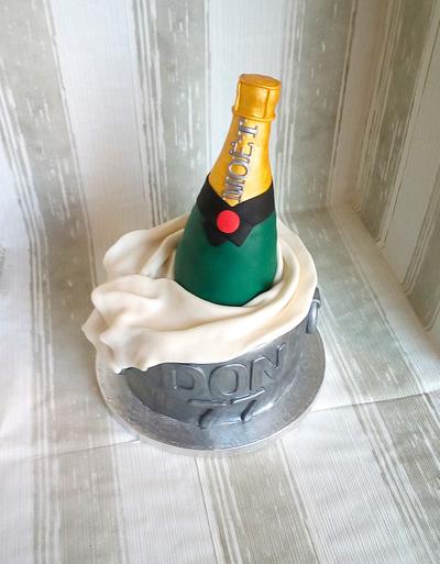 Champagne cake - Cake by Milena