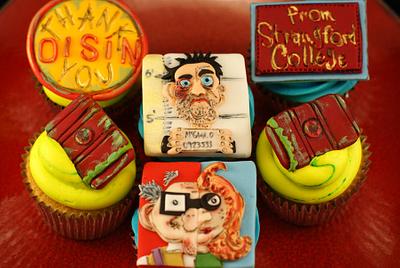 Cupcakes made for the author/illustrator Oisin McGann - Cake by Kathryn