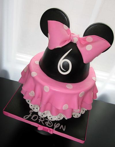 Minnie Mouse - Cake by Olga