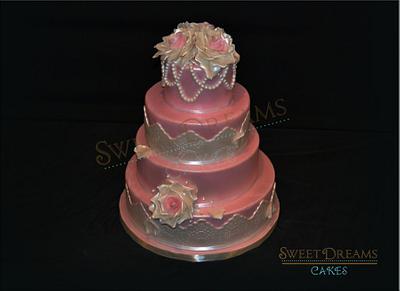 Pink and white - Cake by Sdcakes