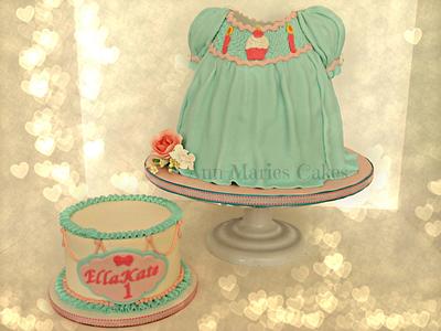 Ist Birthday Dress Cake - Cake by Ann-Marie Youngblood