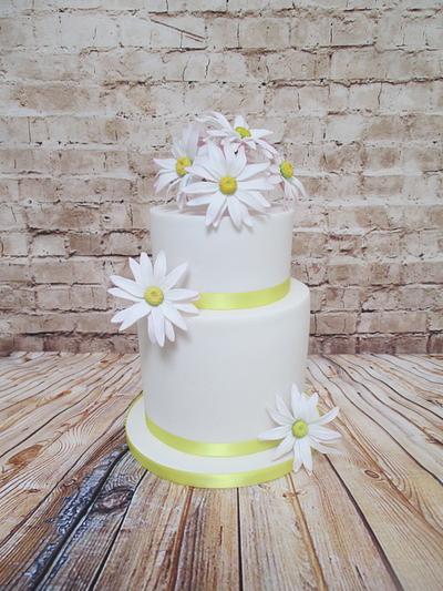 Daisy Daisy (my first wedding cake 😊) - Cake by Sugar Duckie (Maria McDonald)