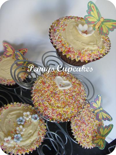 hundreds and thousands cupcakes x - Cake by pennyscupcakes