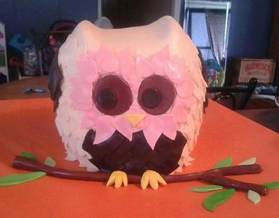 Sculpted Owl - Cake by Gateaux