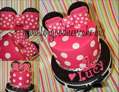Minnie Mouse inspired cake - Cake by Forgoodnesscake