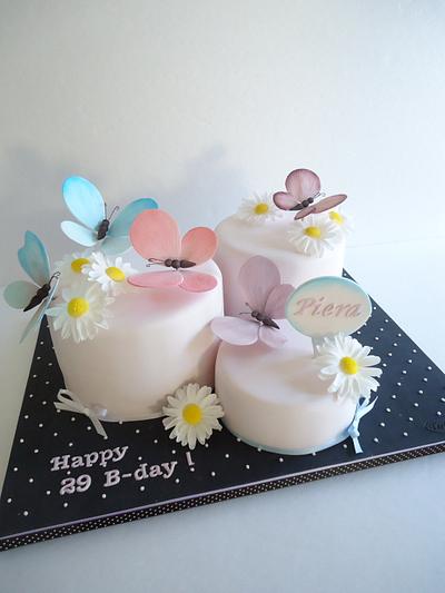Butterflies and daisies - Cake by Diletta Contaldo