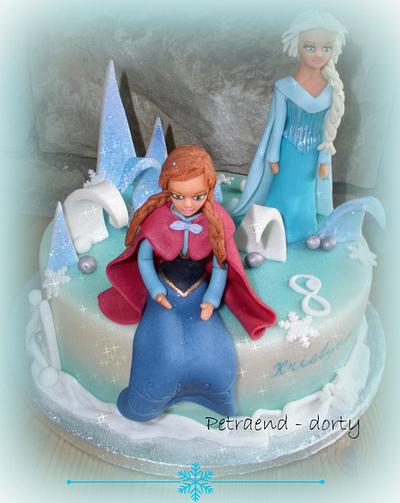 Frozen Elsa and Anna - Cake by Petraend