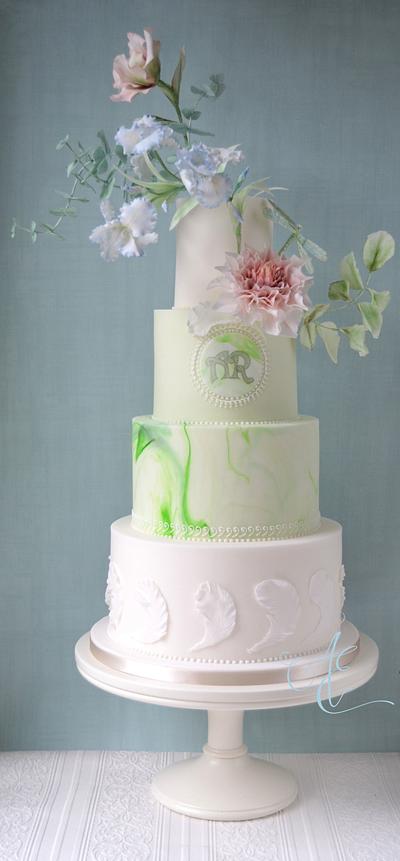 Iris - Cake by Amanda Earl Cake Design