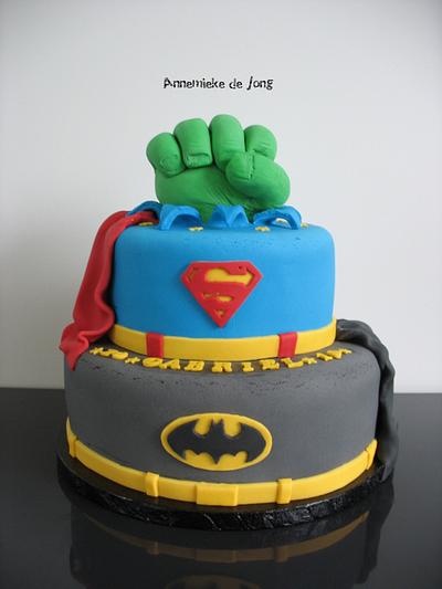 Superheroes cake - Cake by Miky1983