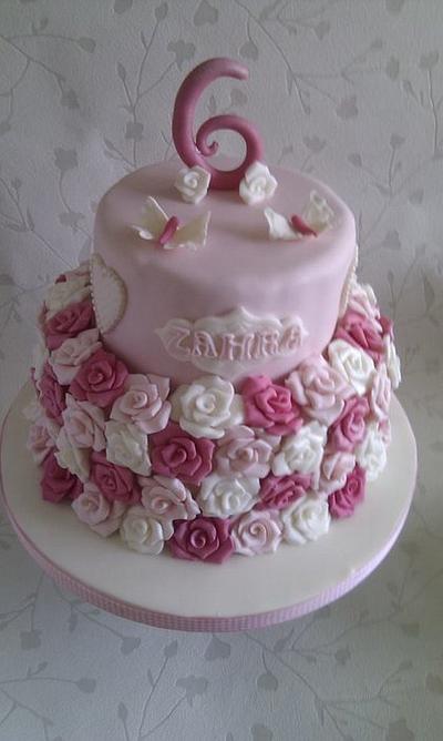 Pink Roses Cake - Cake by Janne Regan