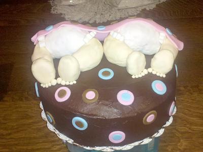 Twin Baby Butts and matching cupcakes - Cake by Tami