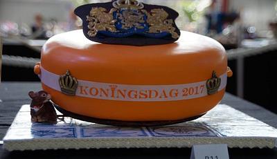 Dutch Kingsday / Koningsdag  - Cake by Mrs.Dory & daughter by Ruth