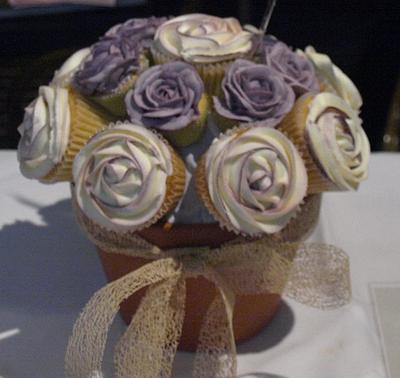 Cupcake bouquets - Cake by Kaylee