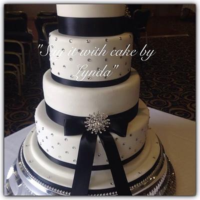 4 Tier diamond Wedding Cake - Cake by ElleM