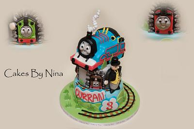 Toot Toot Here Comes Thomas - Cake by Cakes by Nina Camberley