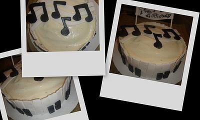 Piano Cake - Cake by Delectable Dezzerts by Amina