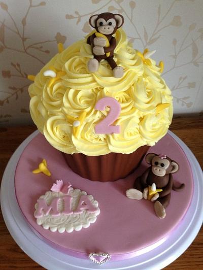 Monkey Giant Cupcake - Cake by Sajocakes