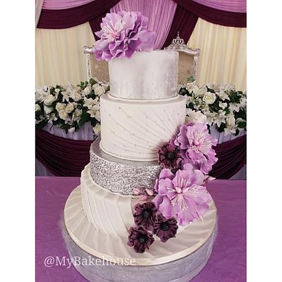 Purple peonies and silver sequins - Cake by mybakehouse