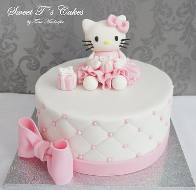 Kitty  - Cake by Sweet Tś Cakes by Tina Andorfer