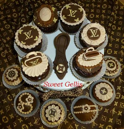 LV Vintage Cupcakes - Cake by Angie Taylor