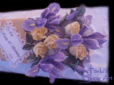  Lee's Flower box....iris and roses - Cake by Trudi