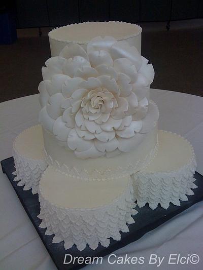 Wedding Rose - Cake by elci