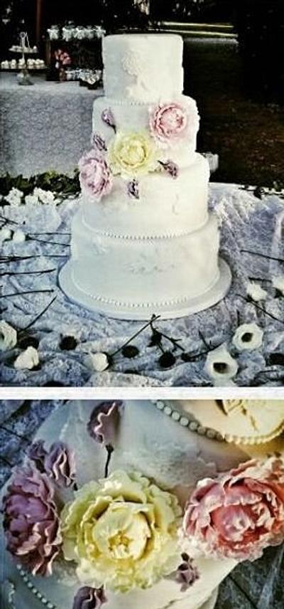 Peony Wedding Cake - Cake by Elena Fabbrini