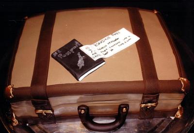 Suitcase - Cake by Ciccio 