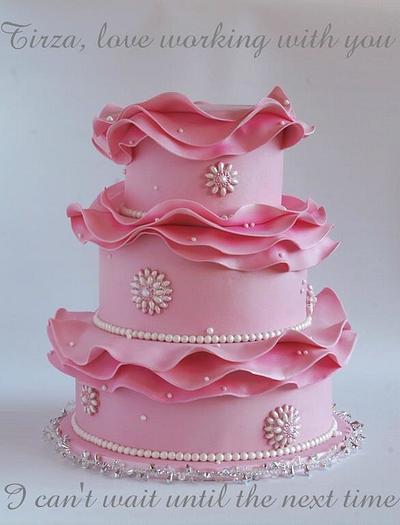 pink fun with Tirza - Cake by Brenda Bakker