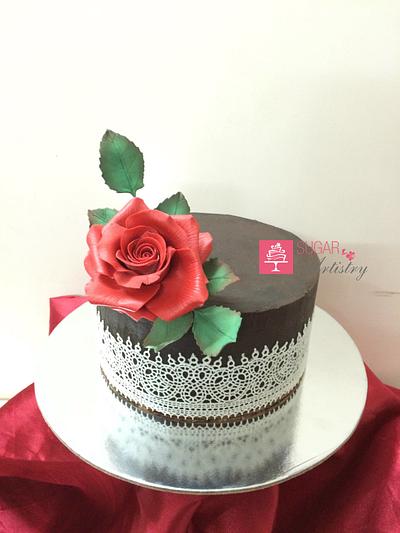Simple and elegant decor - Cake by D Sugar Artistry - cake art with Shabana