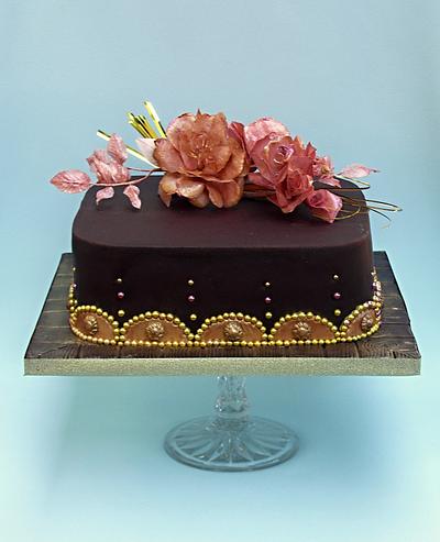 chocolate gold  - Cake by Zuzana Bezakova