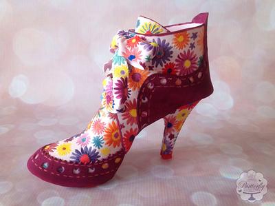 Floral Shoe - Cake by Butterfly Cakes and Bakes