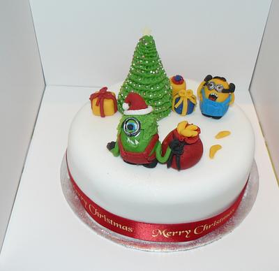 Minion Grinch cake  - Cake by Krazy Kupcakes 