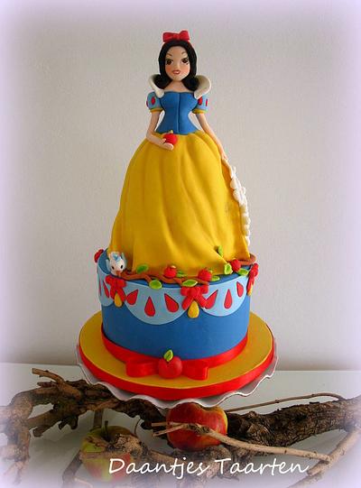 Snow-white - Cake by Daantje