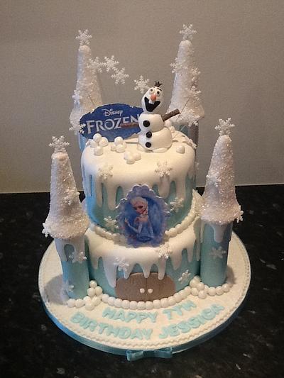 our frozen cake - Cake by cupcakecarousel