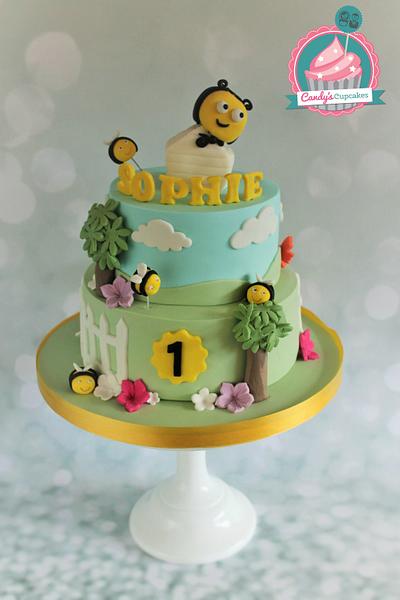 The Hive - Cake by Candy's Cupcakes