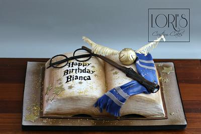 Harry Potter  - Cake by Lori Mahoney (Lori's Custom Cakes) 
