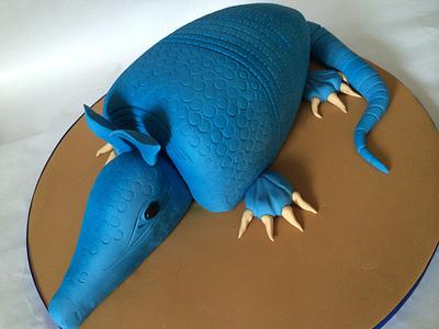 Blue Aramadillo - Cake by Jeanette