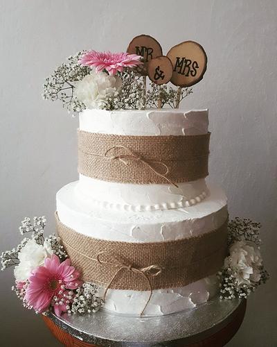 Wedding burlap cake  - Cake by Cakes by Ali 