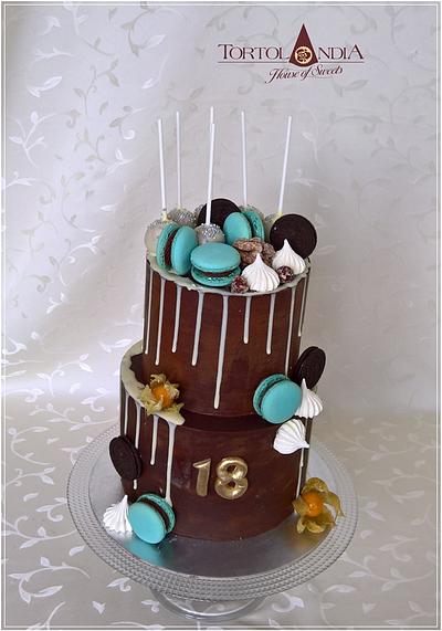 Drip cake & sweet 18 - Cake by Tortolandia
