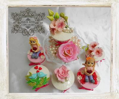Valentine Cupcakes - Cake by Bee Siang