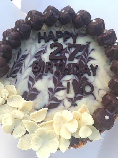 Chocolate cake - Cake by SweetTreatsByKate
