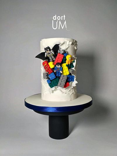 Lego Justice League - Cake by dortUM