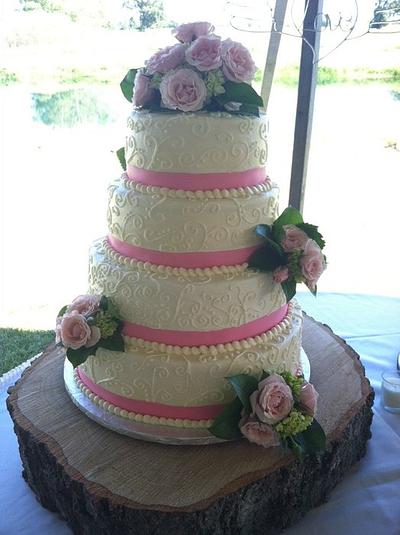 Ivory Scrollwork wedding cake - Cake by TastyMemoriesCakes
