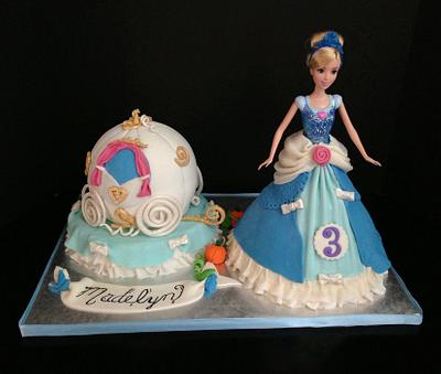 Princess Birthday  - Cake by SwoonCakery